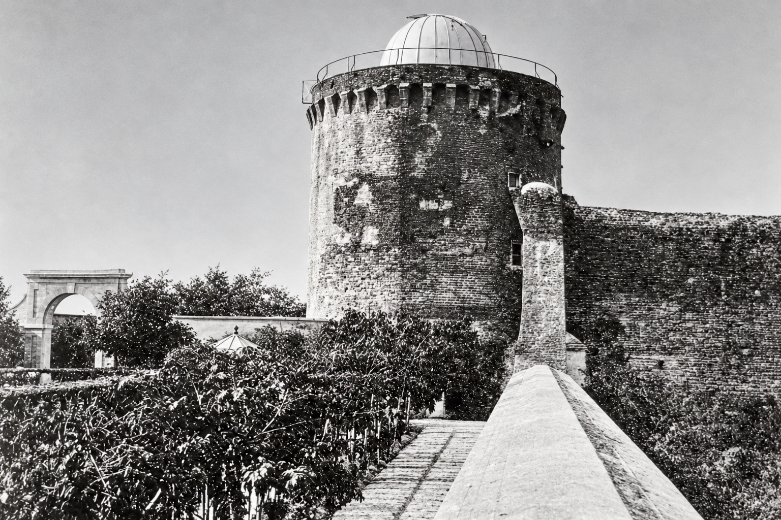 The Leonine Tower with the astrograph dome