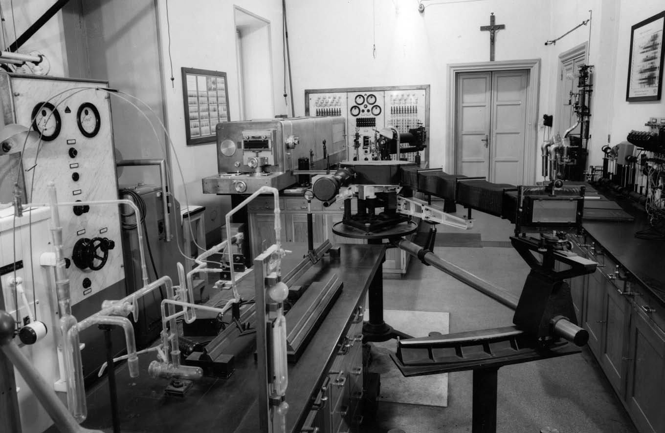 The Specola spectroscopy laboratory at Castel Gandolfo