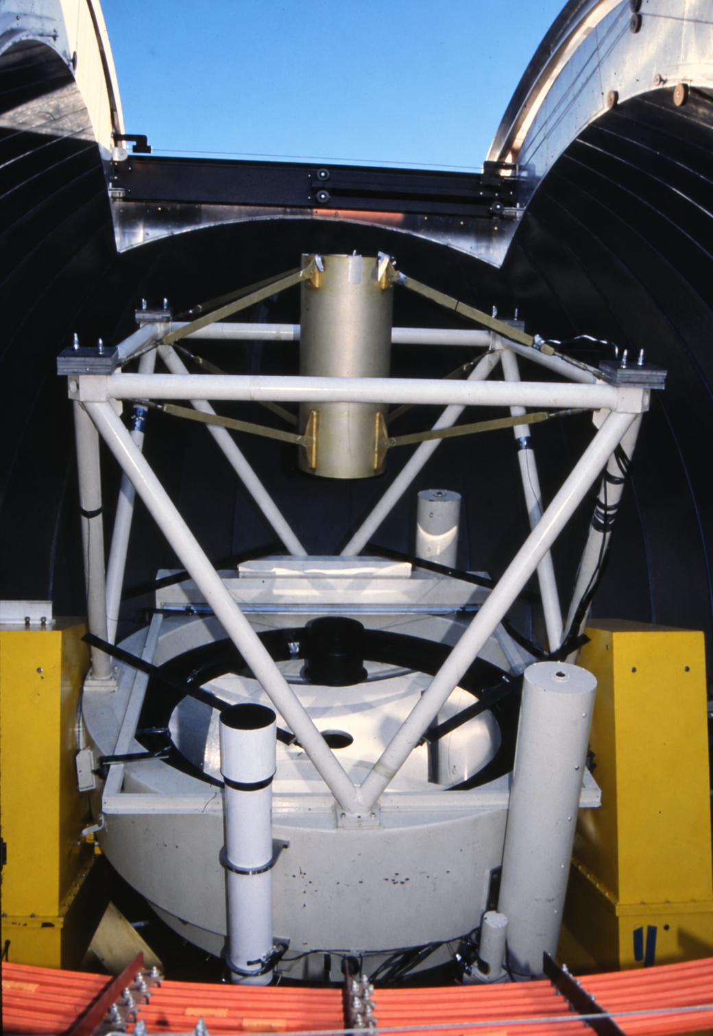 The VATT in its dome on Mount Graham